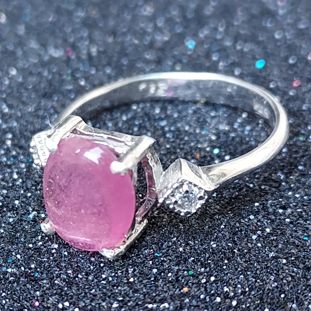 انگشتر نقره زنانه یاقوت سرخ آفریقایی اصل یا صورتی سنگ معدنی  آقابزرگ 