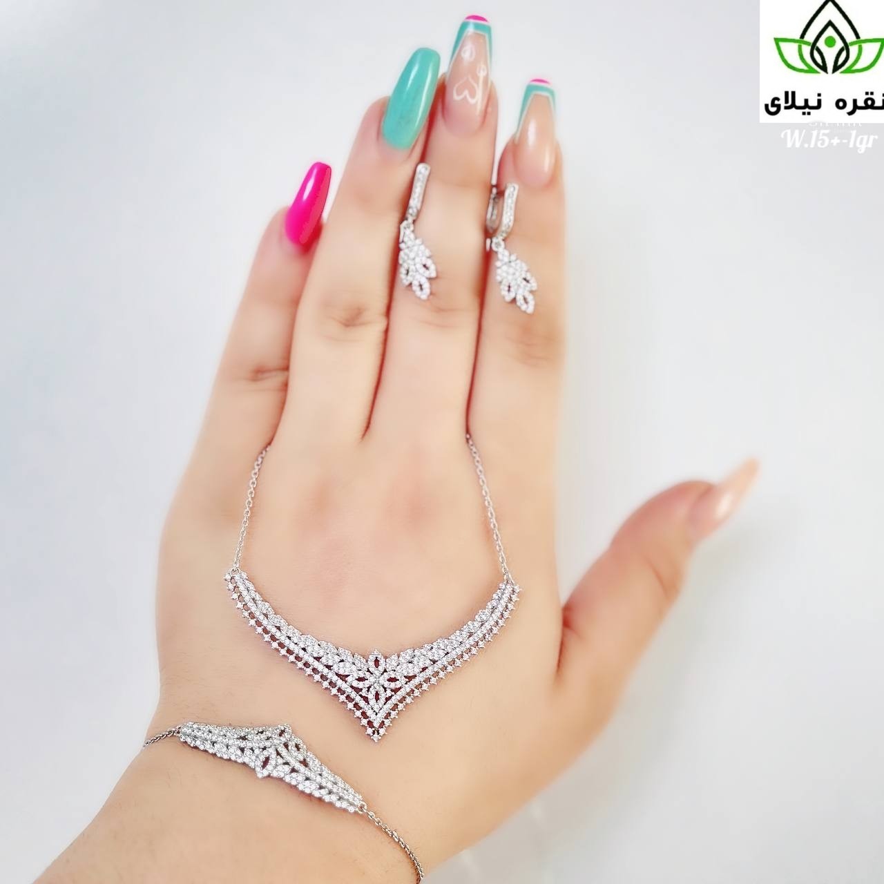 جدیدترین سرویس با آبکاری طلا سفید ،
شیک و مجلسی و ظریف
نازلترین قیمت
ارسال رایگان به سرتاسر کشور
با ارائه فاکتور معتبر