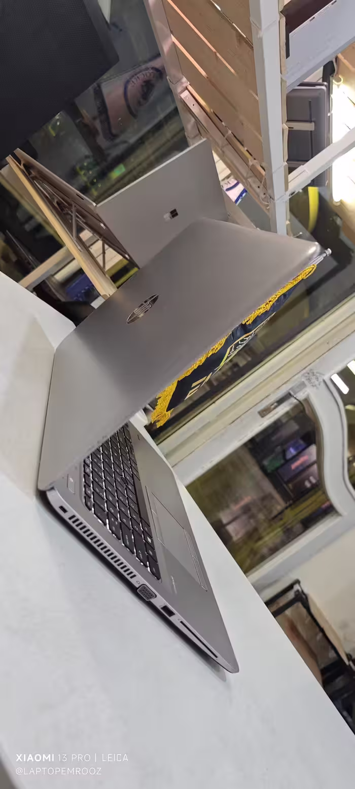 لپ تاپ اچ پی مدل EliteBook 850 G4 با پردازنده Core i5-7300U، رم 8GB، حافظه 256GB، گرافیک Intel HD و صفحه نمایش 15.6 اینچی Full HD یا 4K