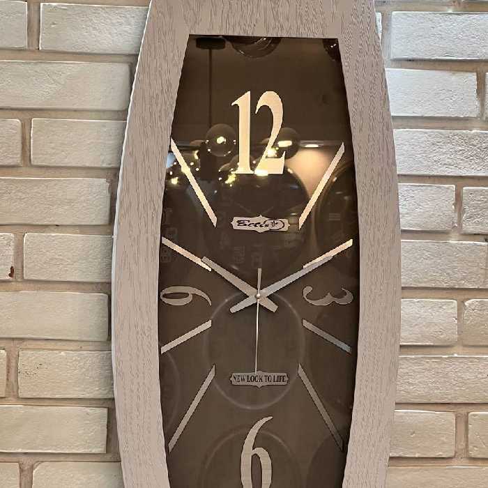 ساعت دیواری چوبی خاص (مستطیل ) (سفید و طوسی)
