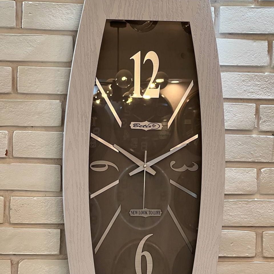 ساعت دیواری چوبی خاص (مستطیل ) (سفید و طوسی)