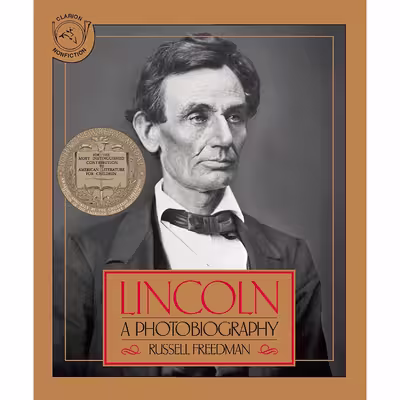 کتاب Lincoln اثر Russell Freedman انتشارات Clarion Books