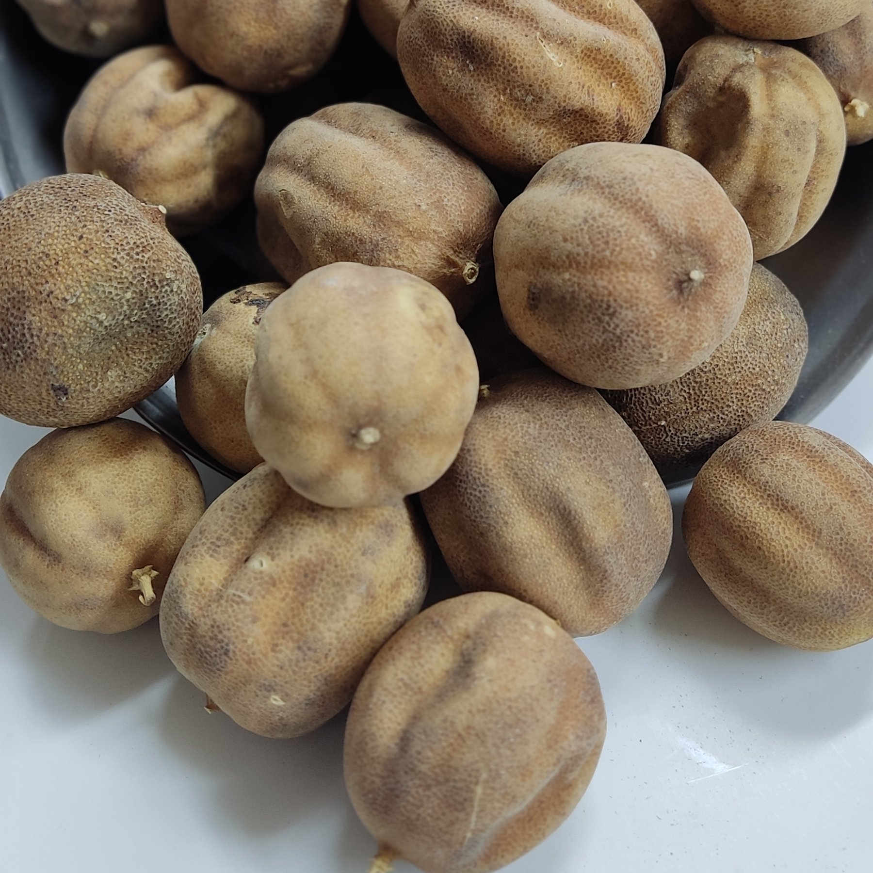 لیمو عمانی 250گرمی یکدست بدون تلخی 