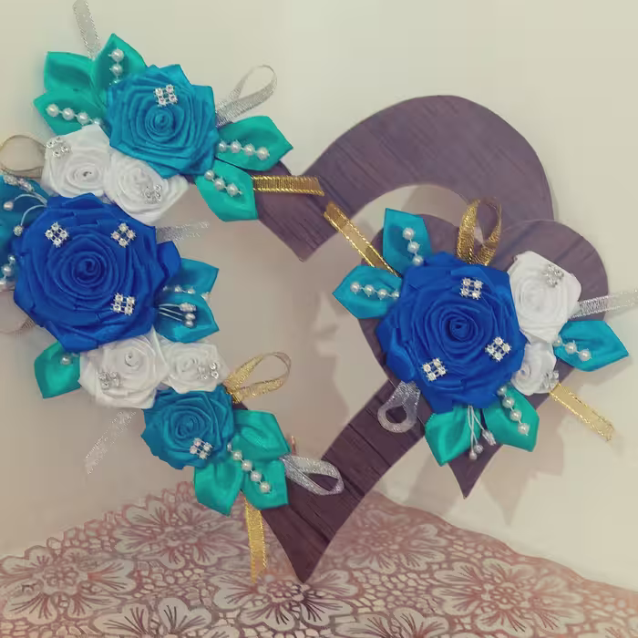 دیوار کوب (یا حلقه گل رو دری قلبی)