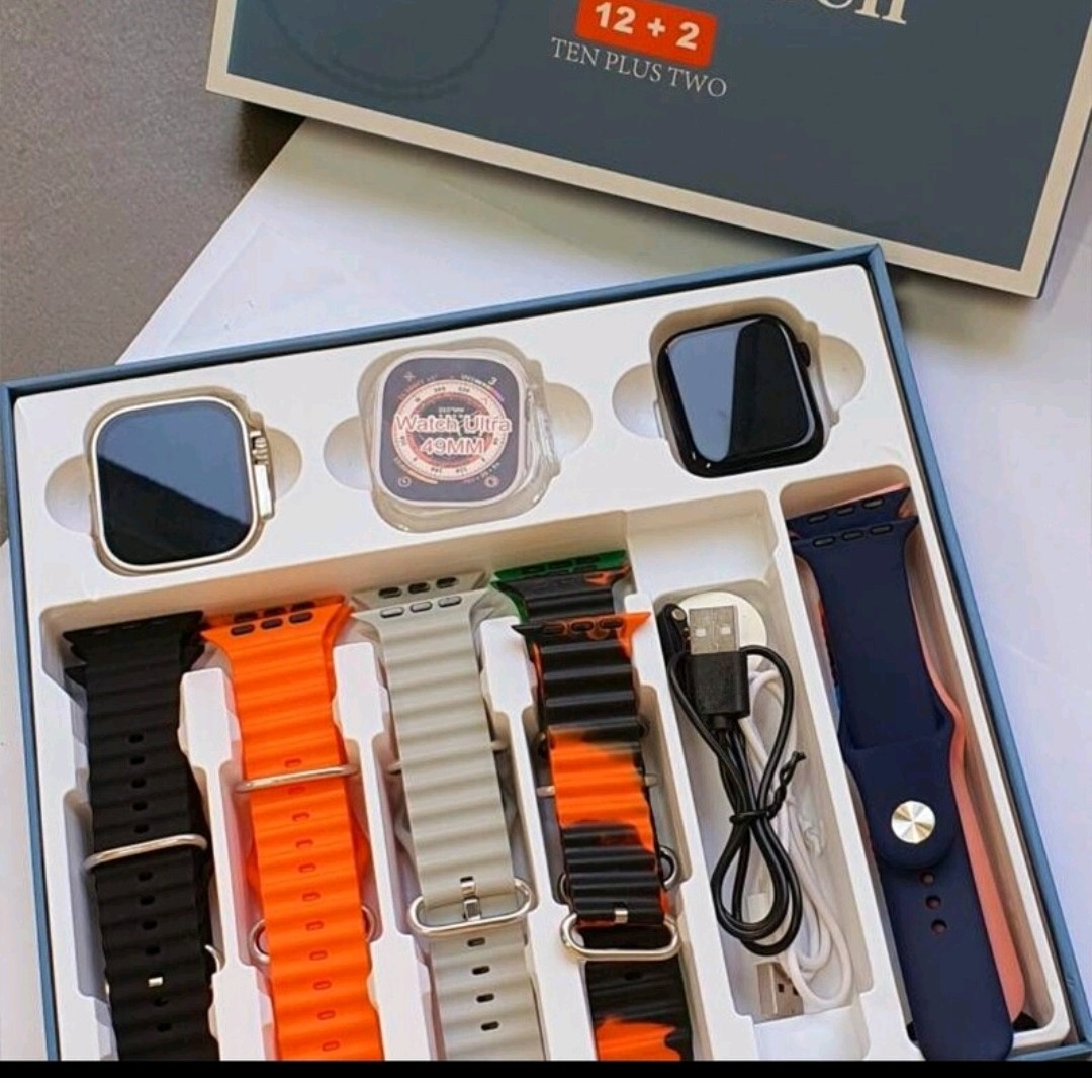 پک دو عدد ساعت هوشمند و 15 بند مدل Y90