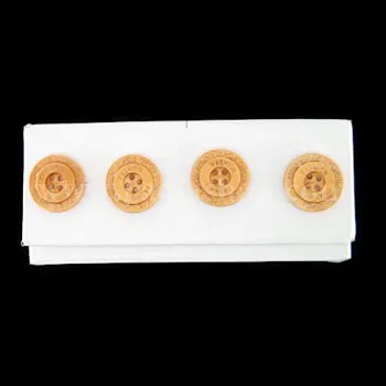 دکمه چوبی سایز 44