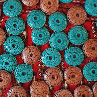 پایه کمانچه کارگاه عمرانی چرم طبیعی | choobsub