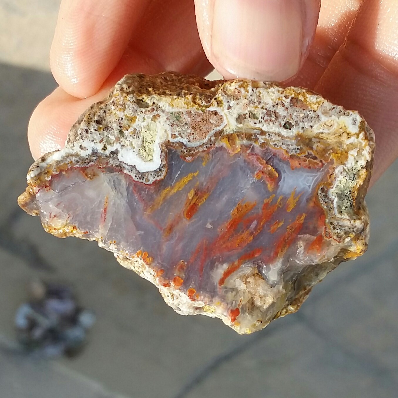 اسلایس سنگ راف عقیق منظره شعله ای بسیار زیبا و خاص 100 در 100 طبیعی  
کد 11889