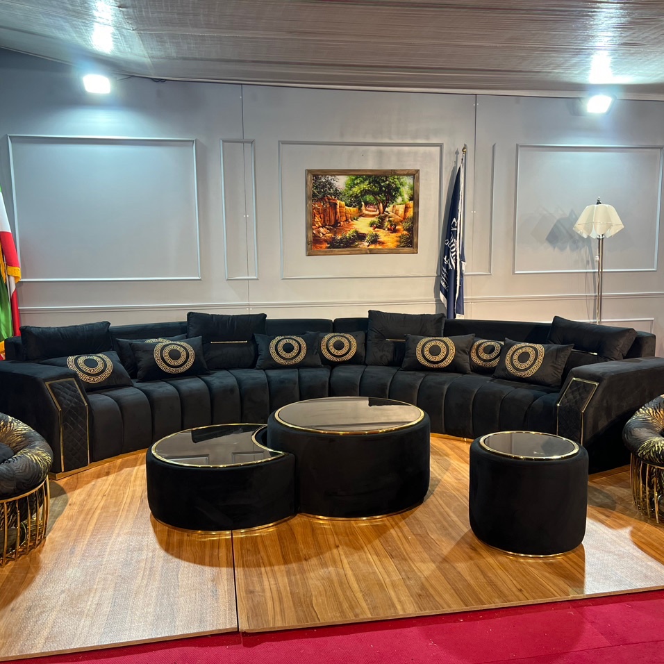 مدل مبل ال یوپردیسان(هزینه ارسال بعهده مشتری میباشد)