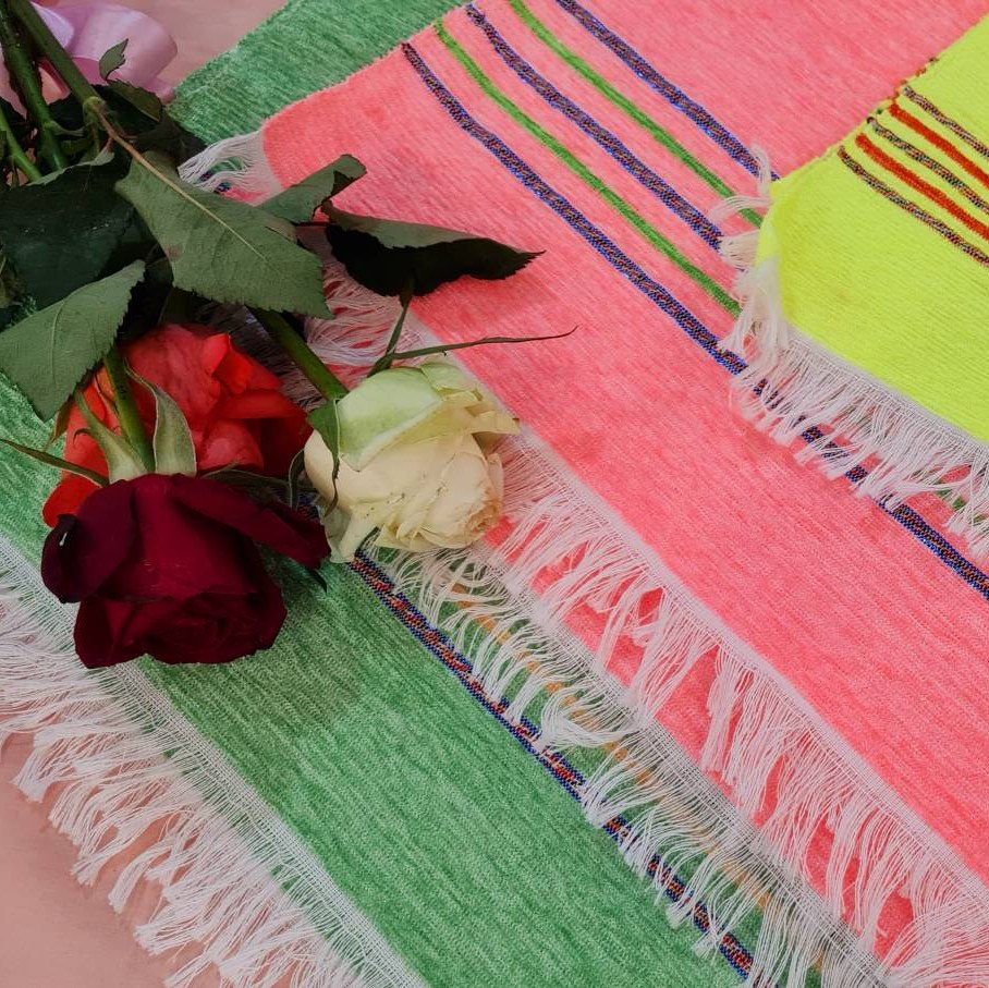 حوله دستی دستبافت مخمل بسیار زیبا 