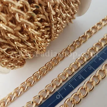 زنجیر تزئینی طلایی