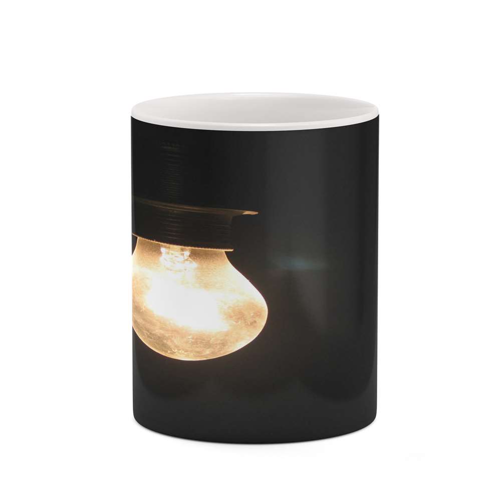 ماگ کاکتی طرح زمینه مشکی فانتزی مدل mgh19549