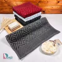 حوله دستی MAESTA رنگ یشمی تیره