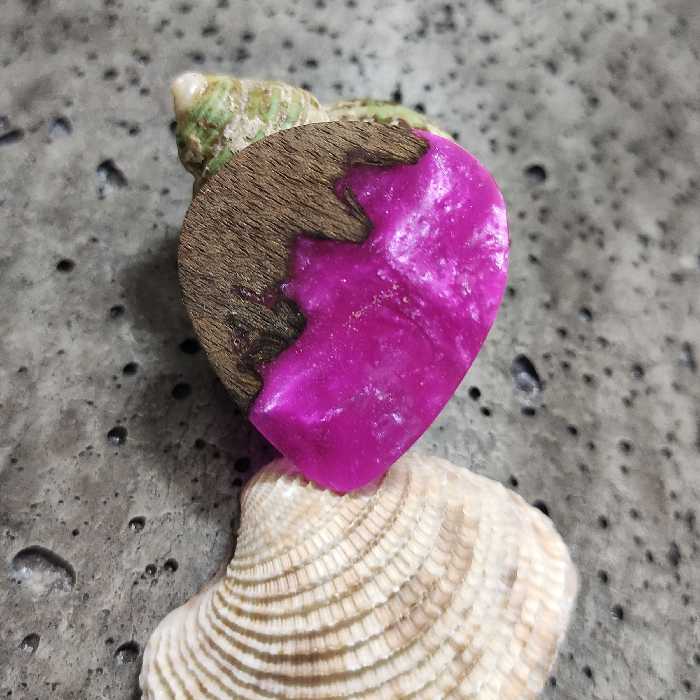 پیک گیتار مدل کهکشانی