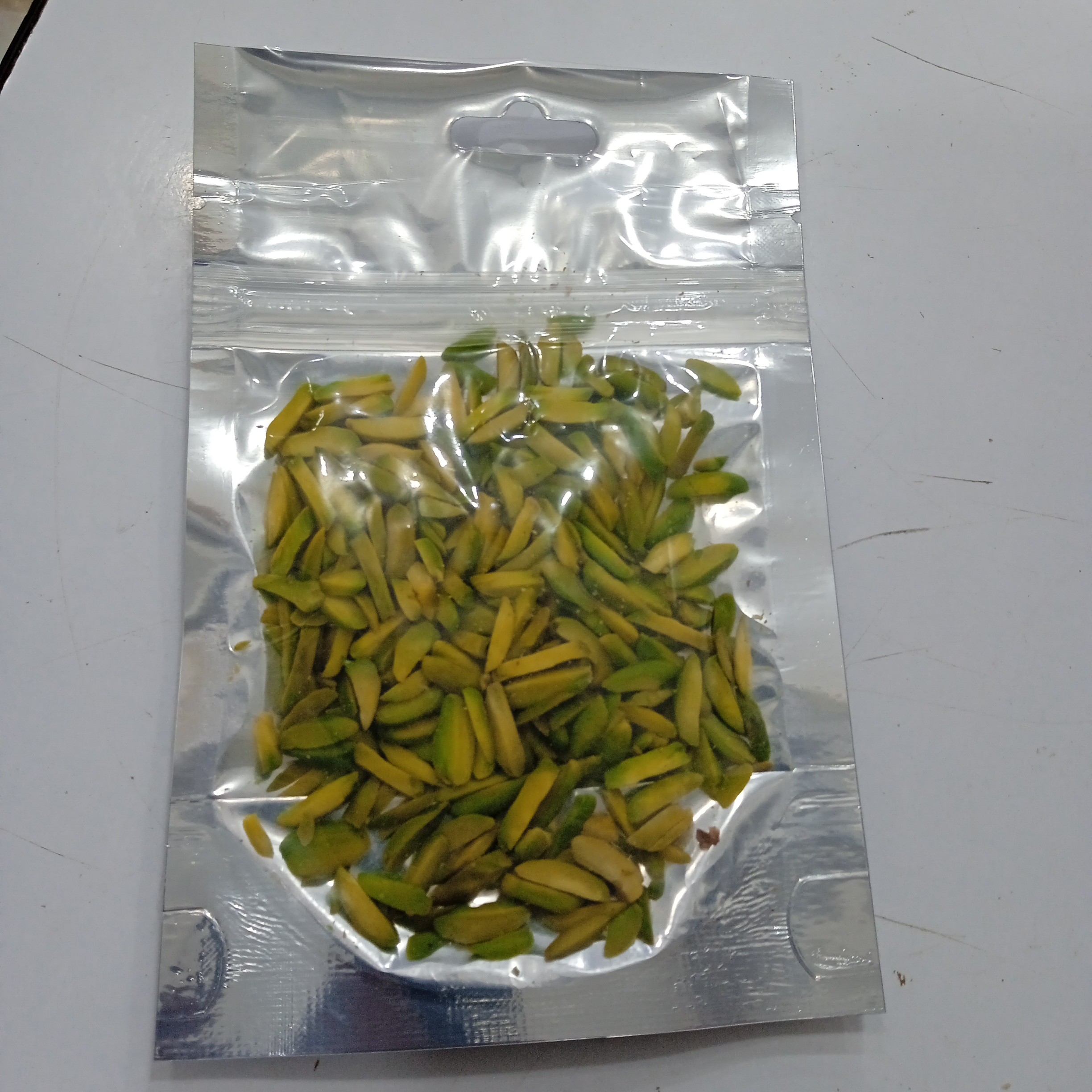 خلال پسته سبز  پک 10عددی بهترین کیفیت عمده