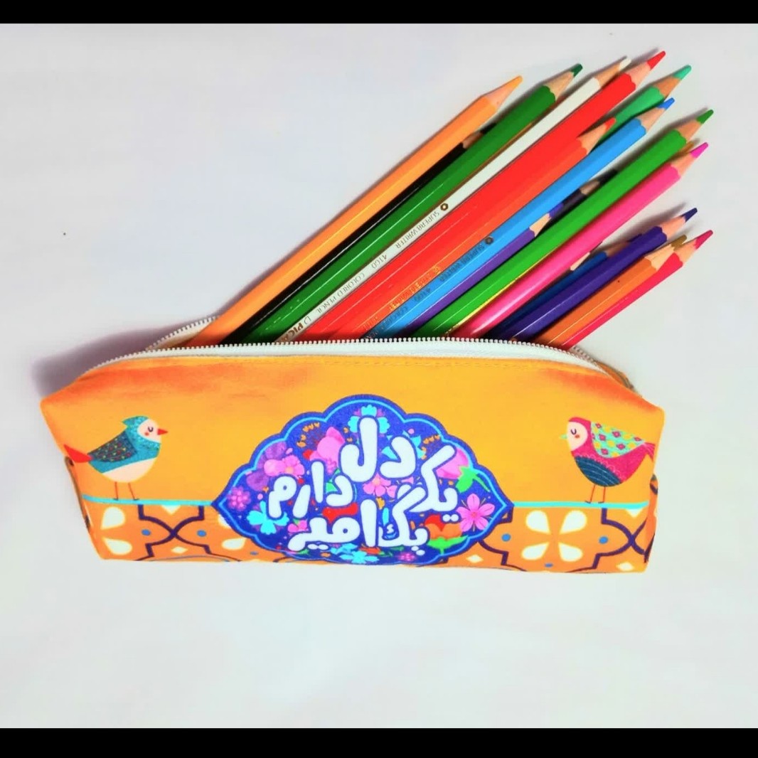 جامدادی مخمل