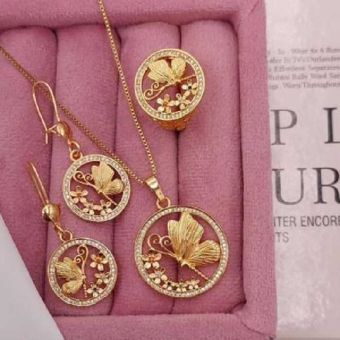 سرویس طرح طلا جدید – شیک، خاص و با کیفیت عالی ارسال رایگان