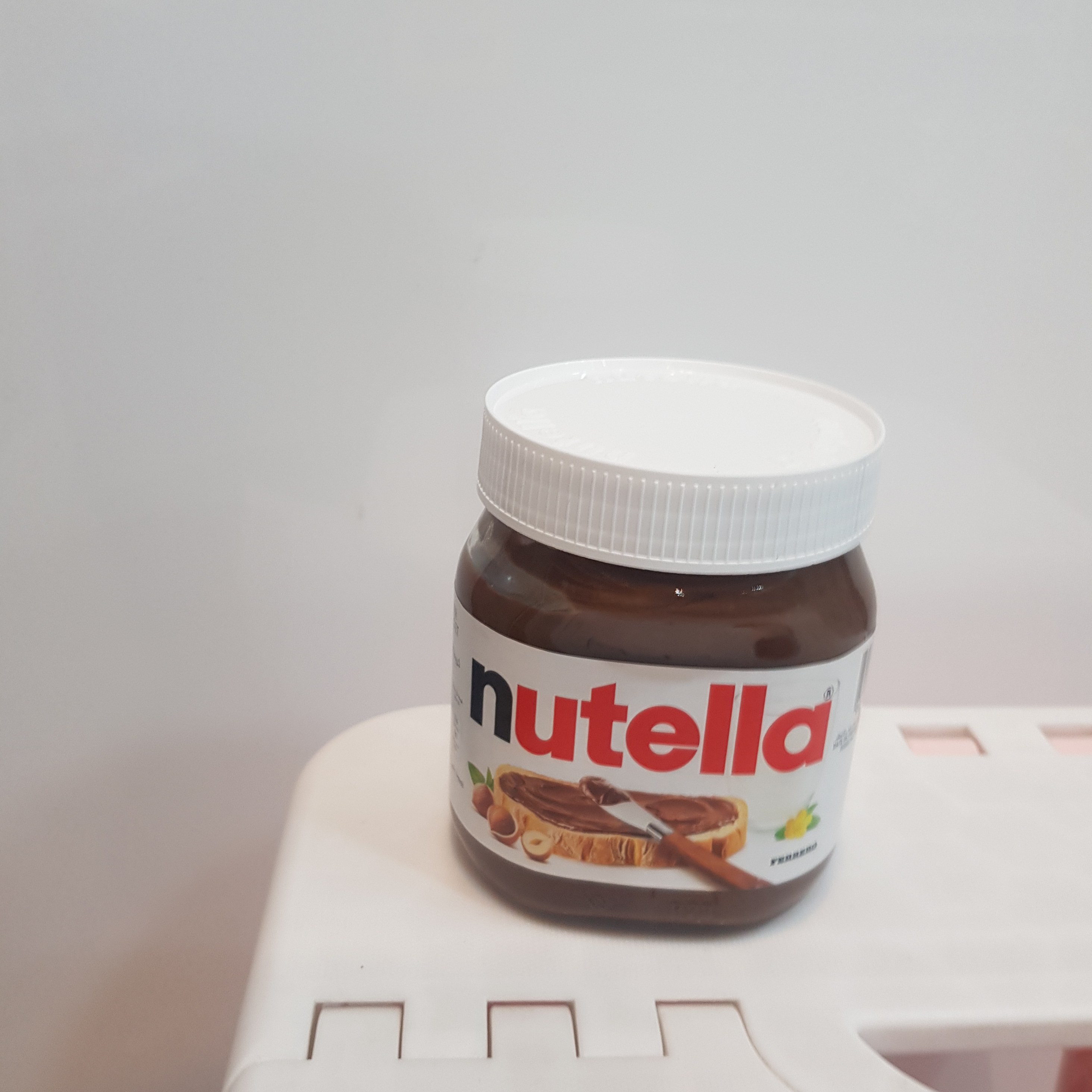 نوتلا  شکلات صبحانه