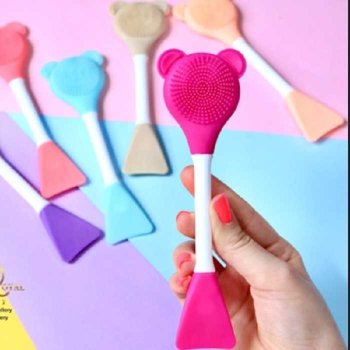 براش دوسر سر قلمی مناسب برای زدن ماسک و اسکراب سر سیلیکونی مناسب براس شستن و ماساژ صورت ارسال بصورت رندوم 