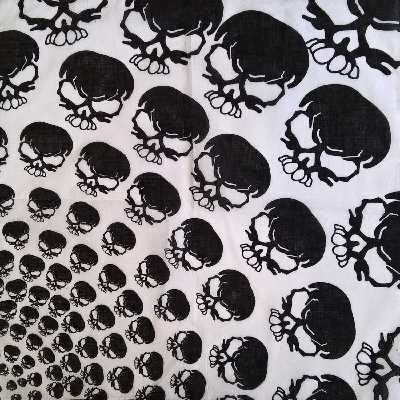 دستمال سروگردن مدل skeleton