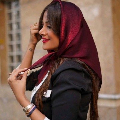 مینی اسکارف چری