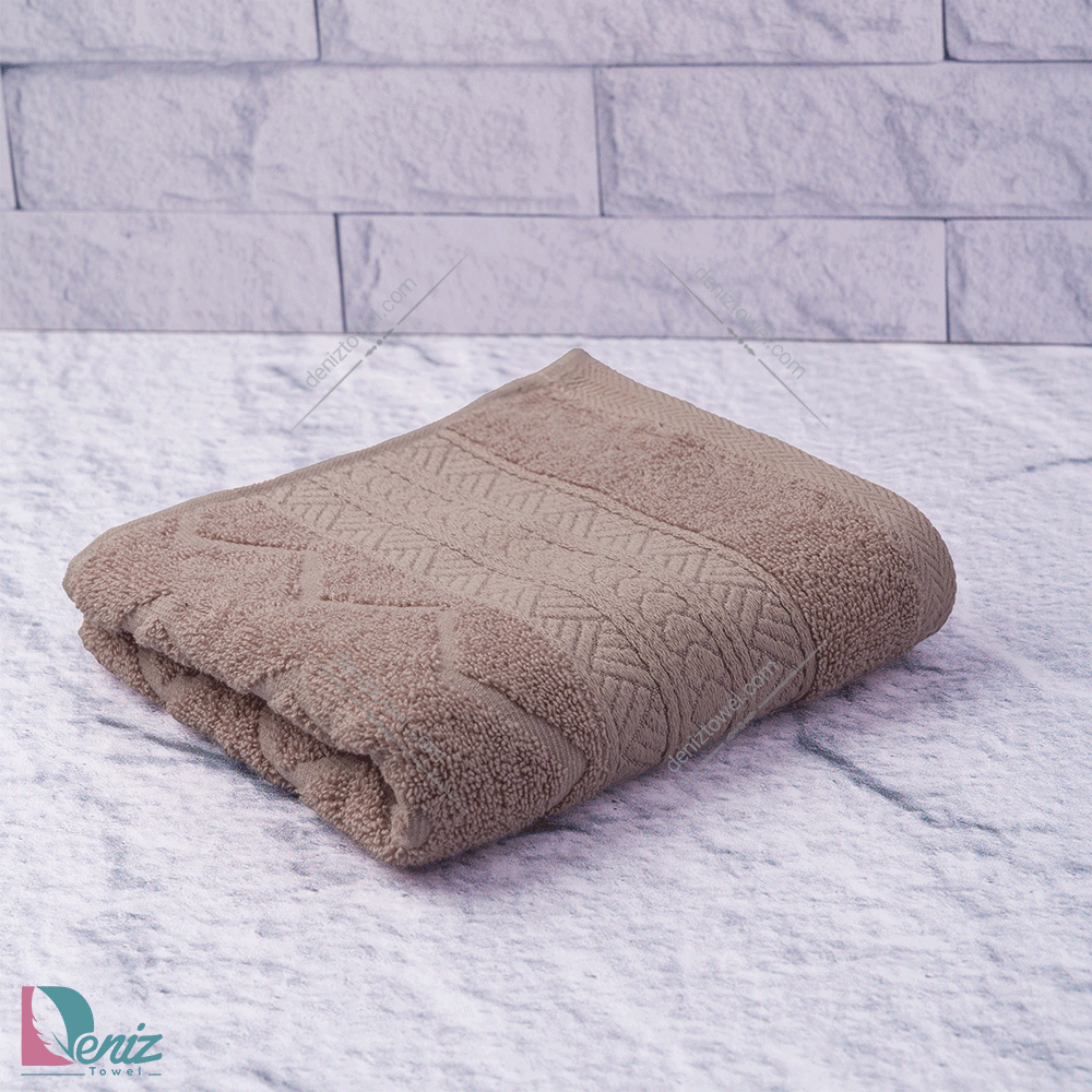 حوله دستی طرح البروس رنگ شکلاتی