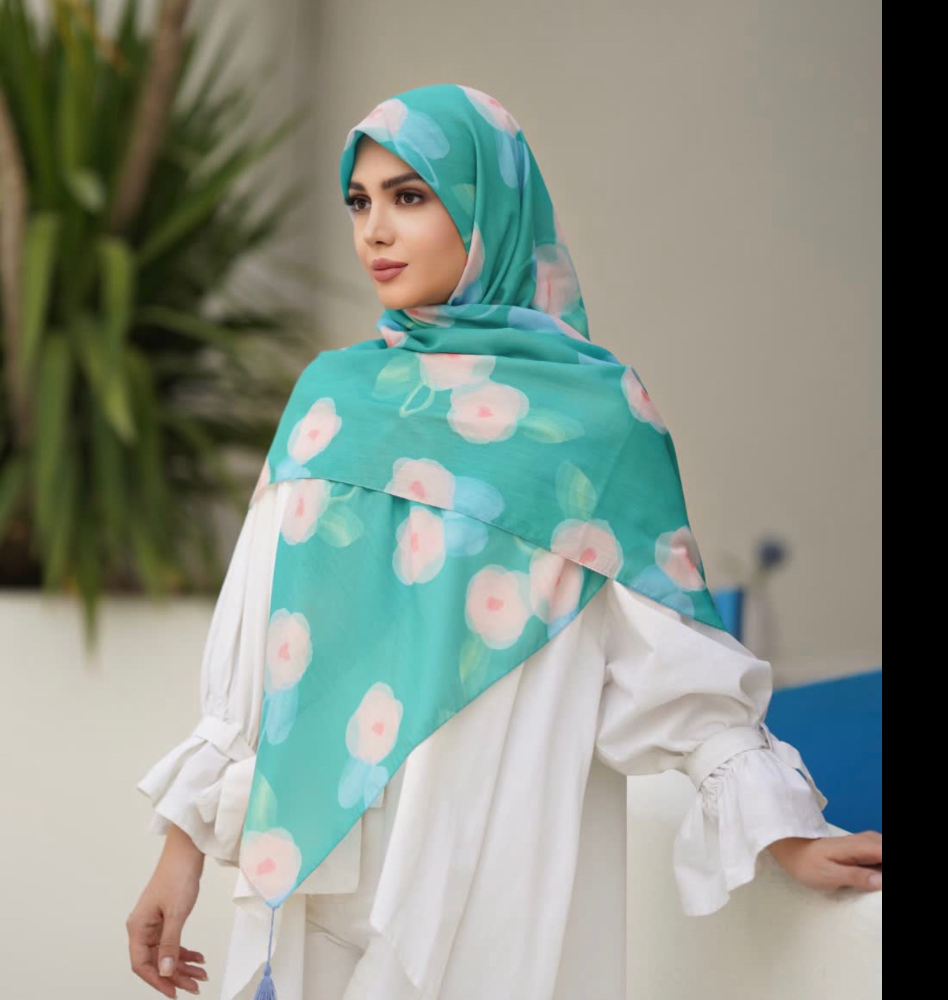 روسری نخی قواره 140 سبزآبی بابونه