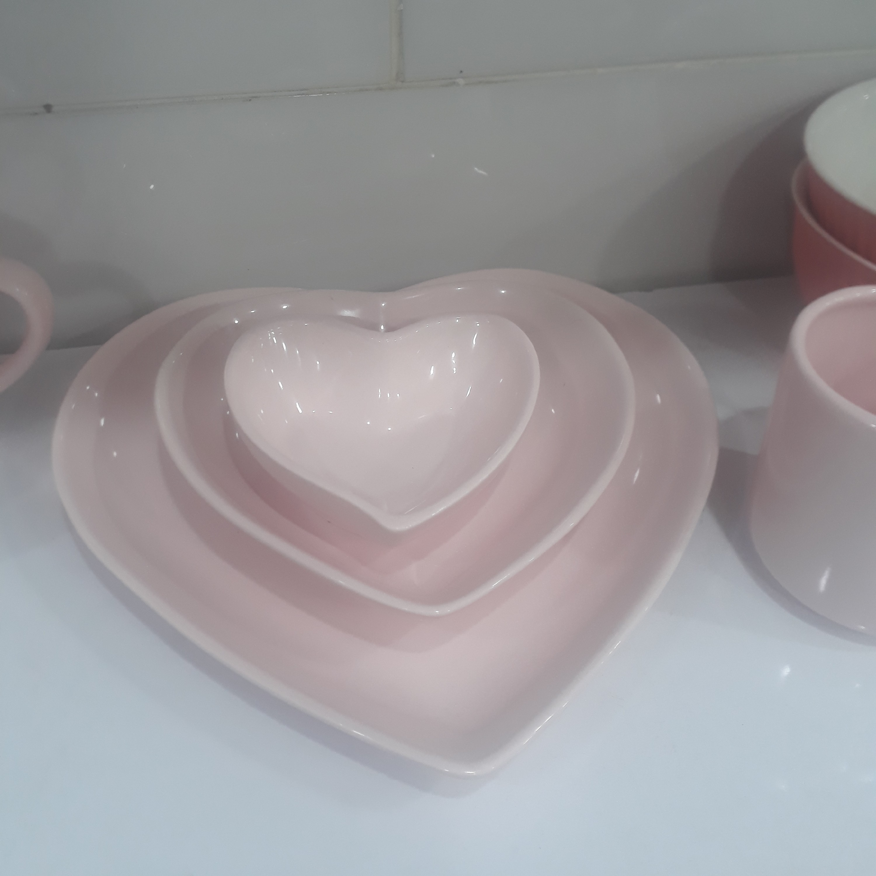 سرویس صبحانه خوری صورتی