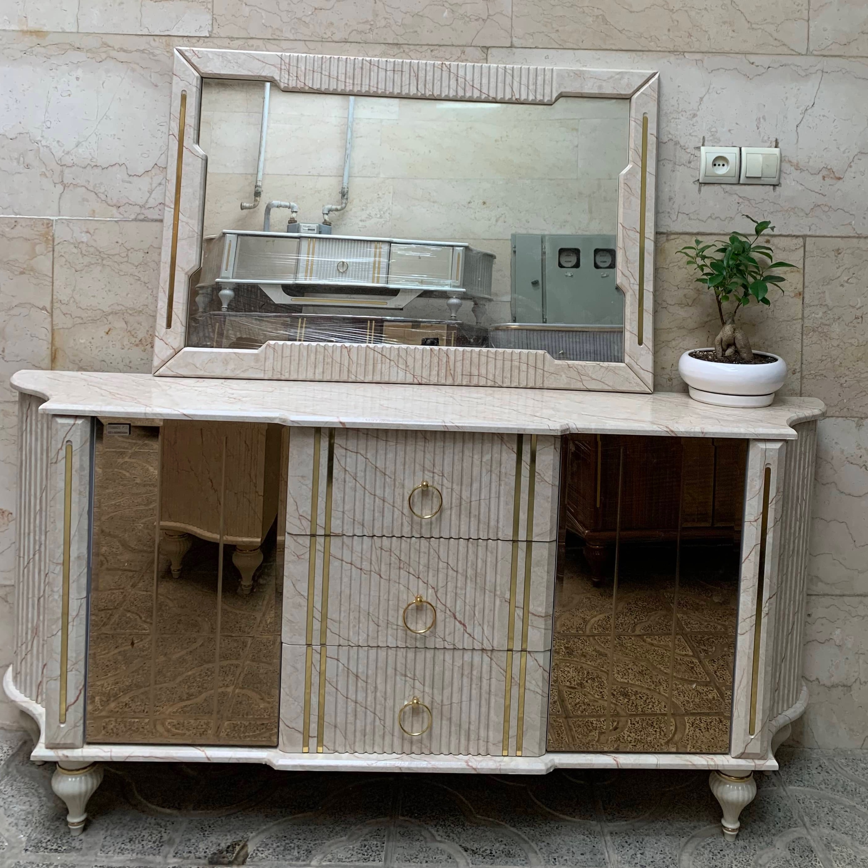 آینه کنسول میز تلویزیون ژورنالی ضد خط و خش تمام ام دی اف مدرن