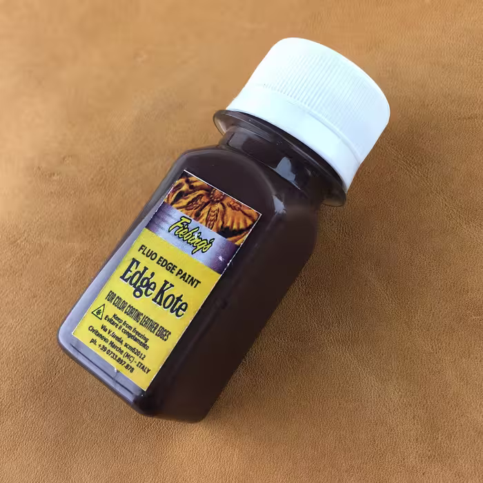 رنگ قهوه ای تیره لبه چرم ادج کوت مدل 20ml حجم 20 میلی لیتر