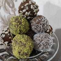 توپک خرمایی با انواع مغز