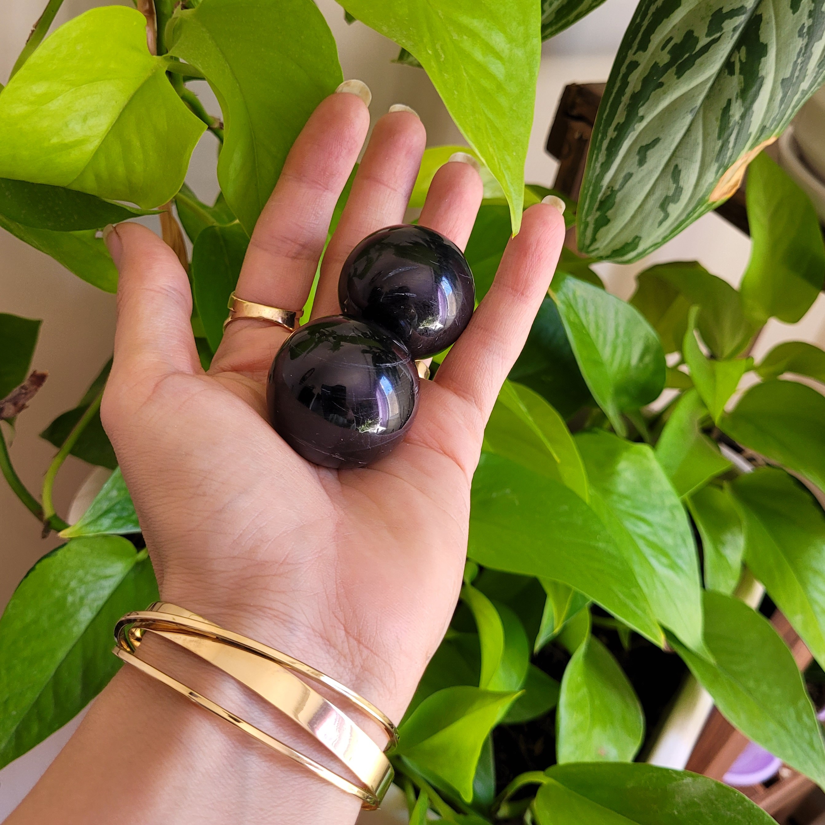 گوی سنگ مرمر در رنگ های مختلف و دو سایز متفاوت