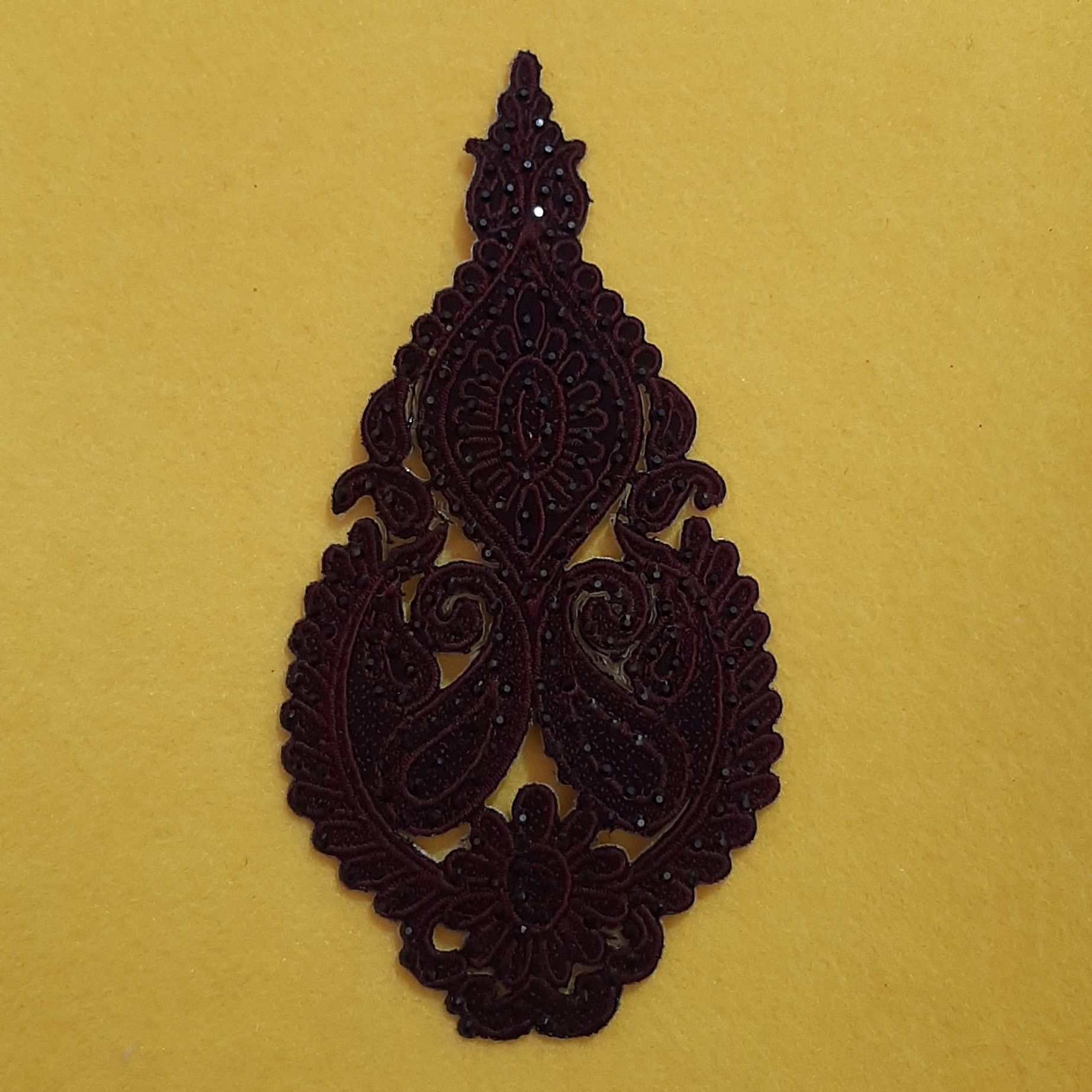 پنل واپلیکه لباس .   نگین کاری شده وارداتی درجه یک 