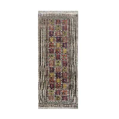 فرش دستباف کناره طول سه متر طرح خشتی مدل AA