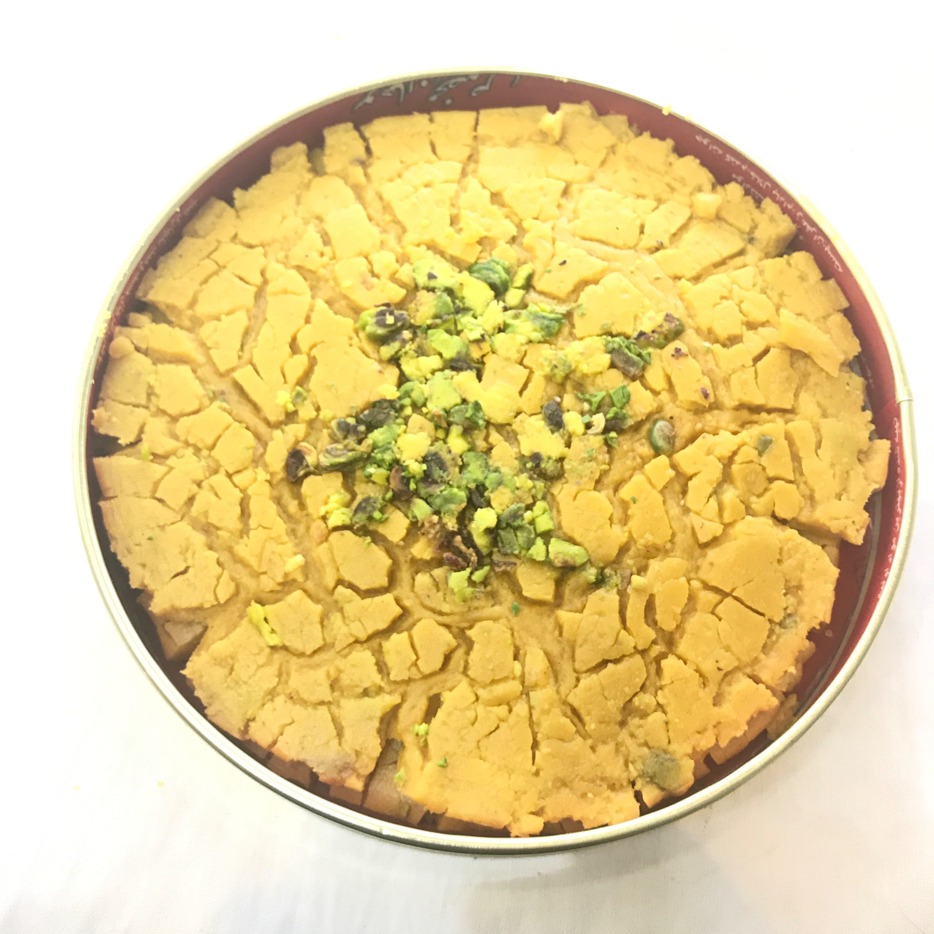 سوهان گل تخت روغن نباتی با پسته