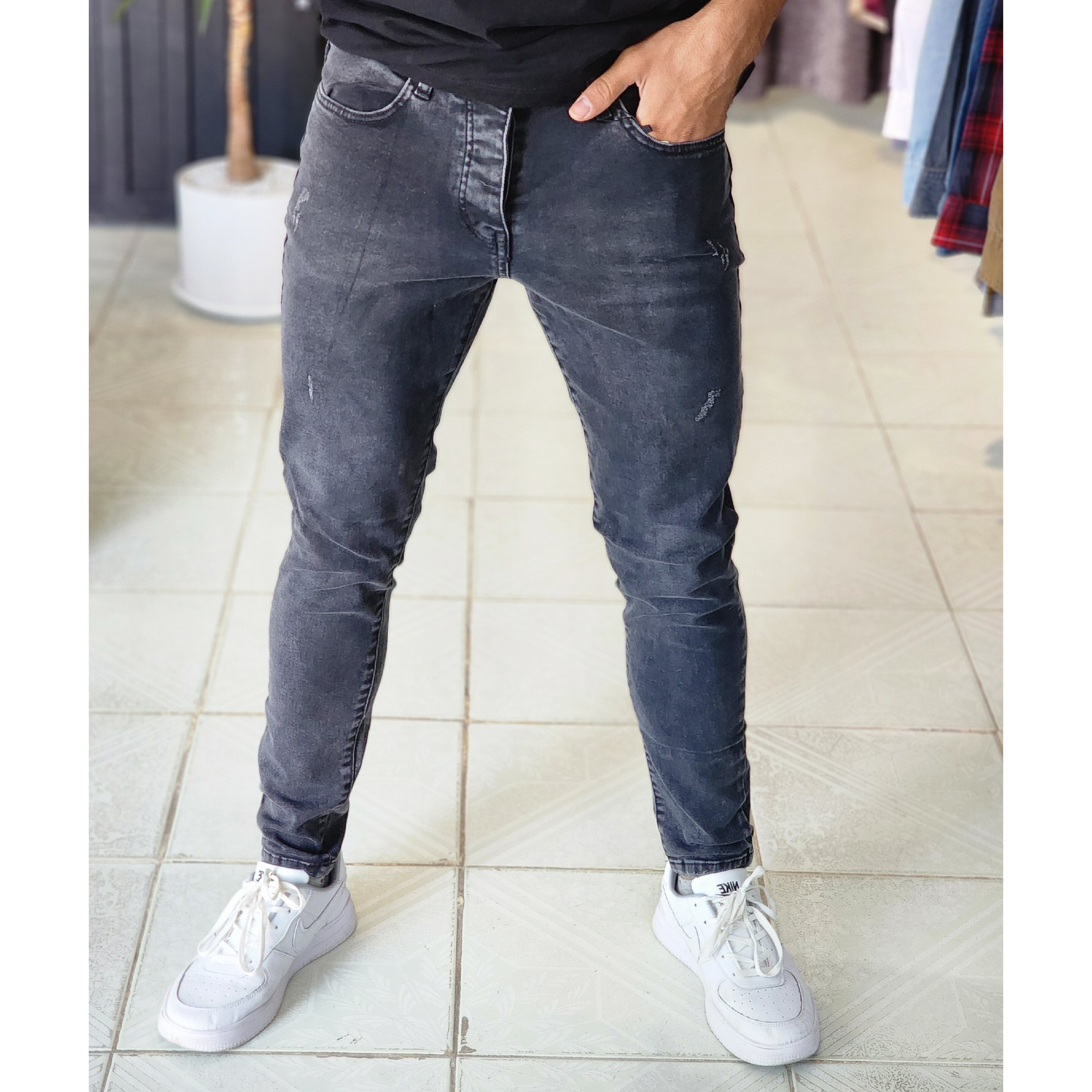 شلوار جین مردانه پارچه پر اصلی درجه یک بدون رنگ رفت و ابرفت سایز 31 تا 36 مدل xoo010
