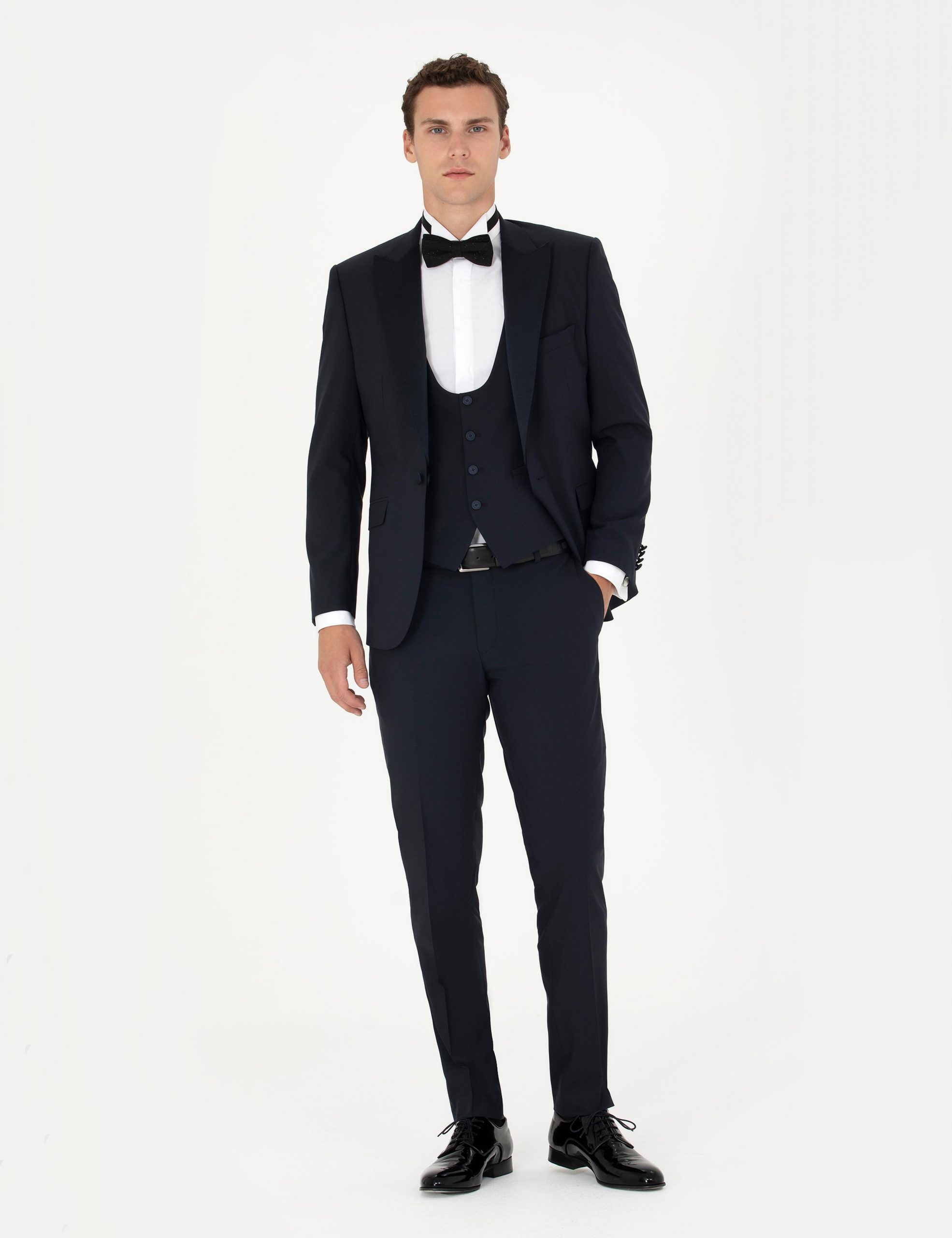 کت و شلوار مردانه سرمه ای پیرکاردین - فروشگاه لباس شهرمون