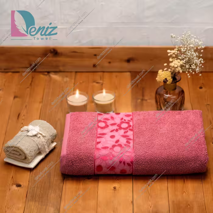 حوله استخری طرح سورپرایز رنگ عنابی