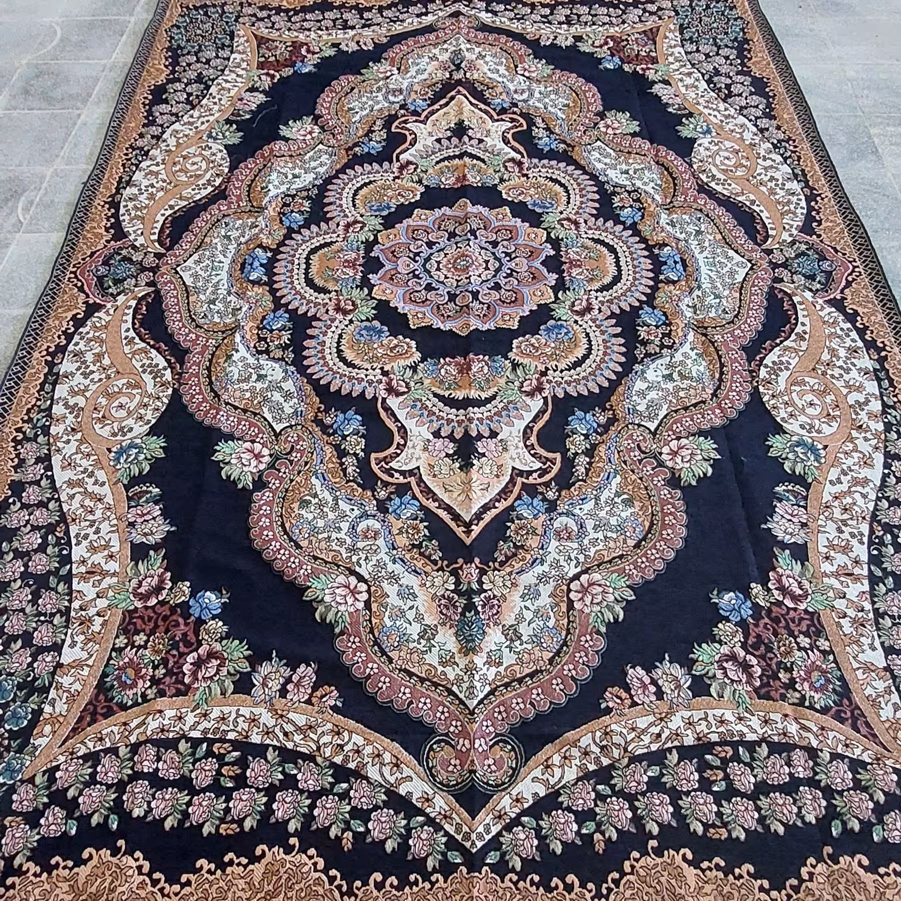 روفرشی 12متری مخمل زرکدار  رنگ سورمه ای و طوسی یزد