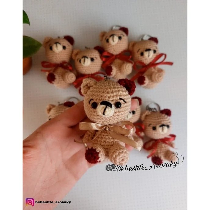 عروسک جاکلیدی خرس کوچولو بافت با قلاب 