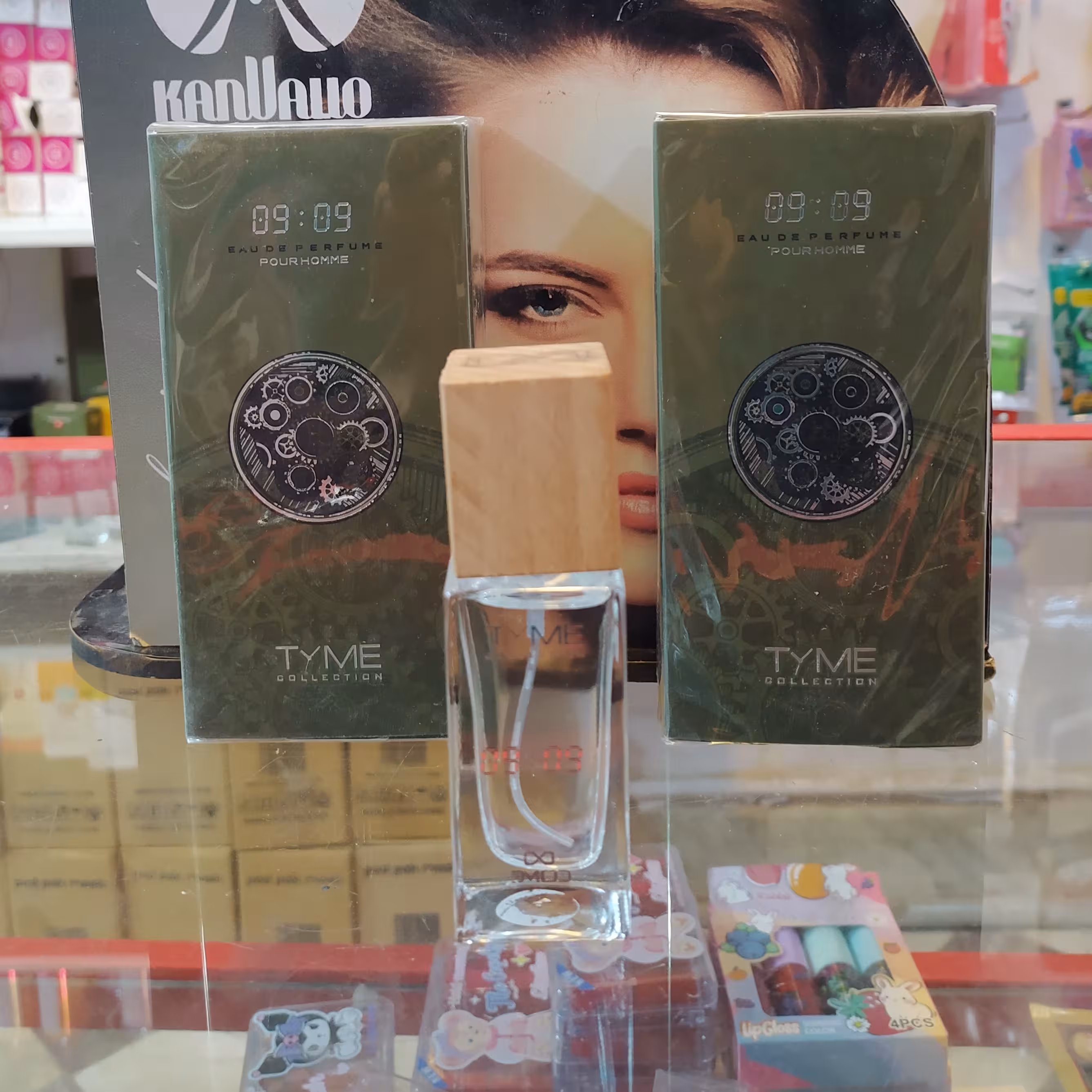 عطر جیبی 35میل اونتوس رد مود