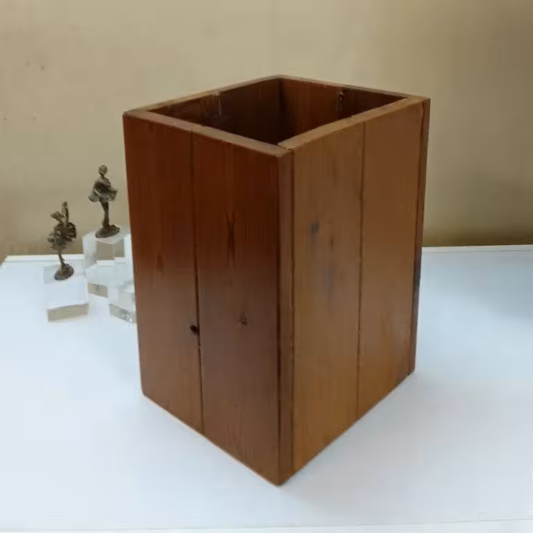 گلدان چوبی  مدل سانسوریا