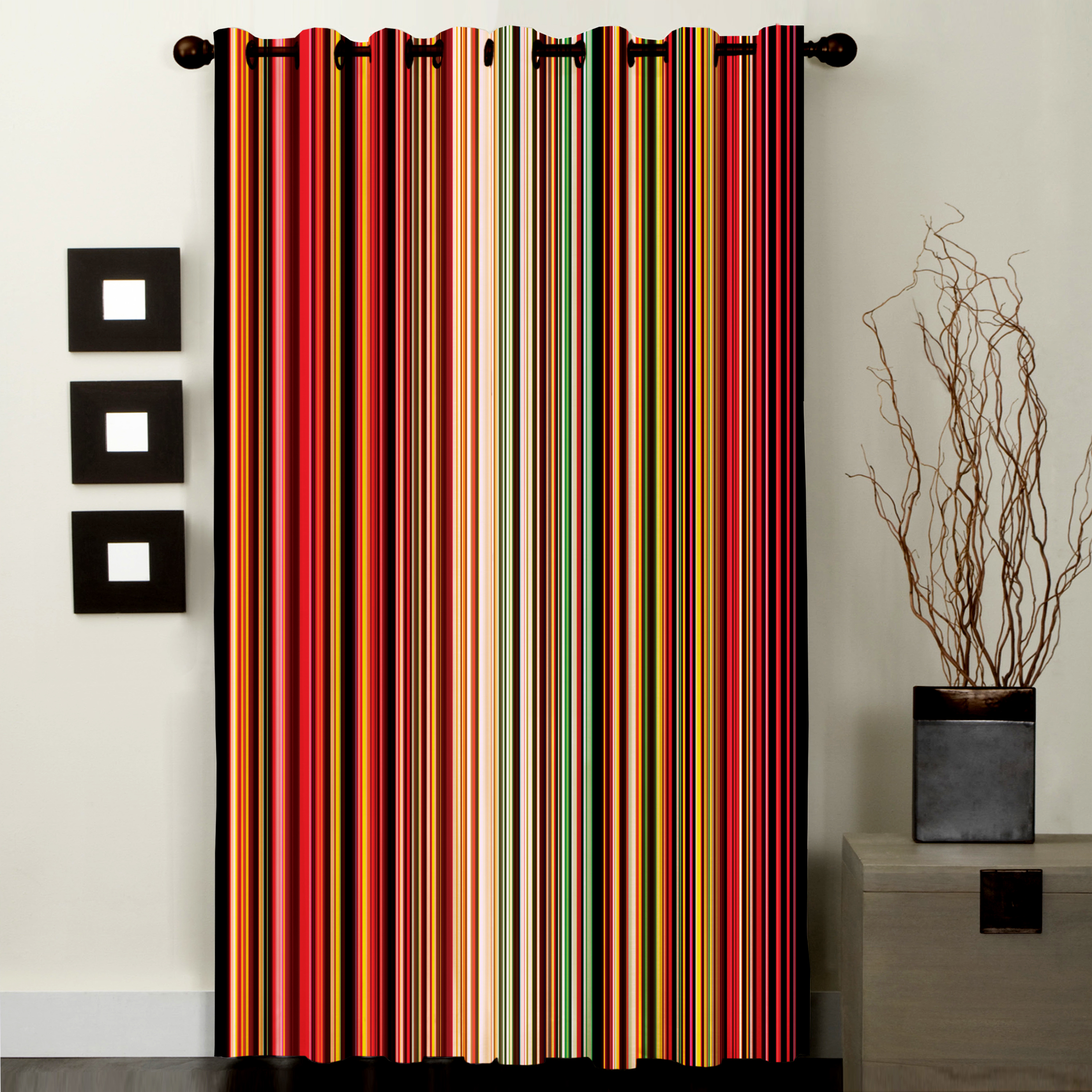 پرده مدل C5-50086 ارتفاع 270x140
سانتی‌متر