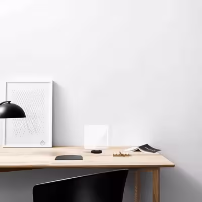 چراغ رومیزی مدل ریموت دار SQUARE-GL_WHT-GLASS
