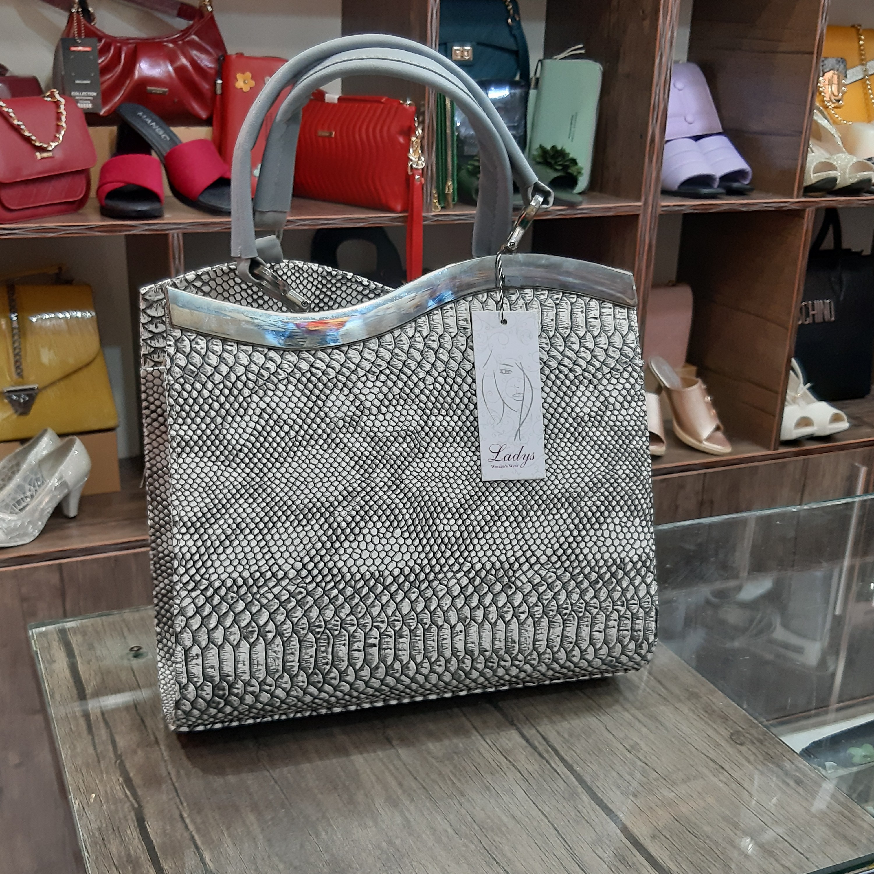 کیف رو دوشی شیک زنانه