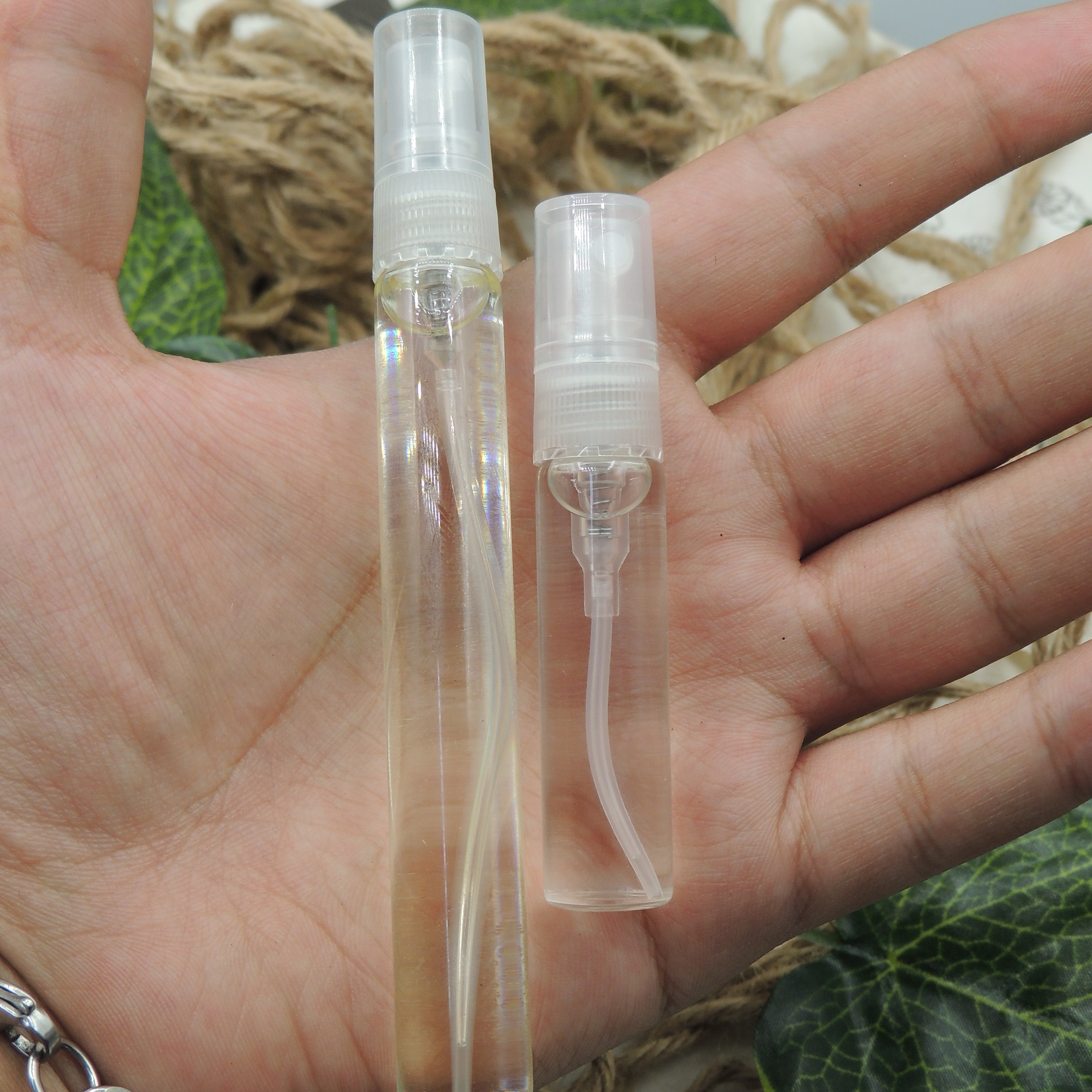 عطر رترو با رایحه کرید اونتوس شیشه 10 میلی لیتری با 5 میلی لیتر فیکساتور هدیه
