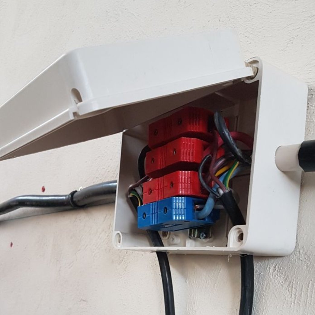 جعبه تقسیم 31×21  سهند