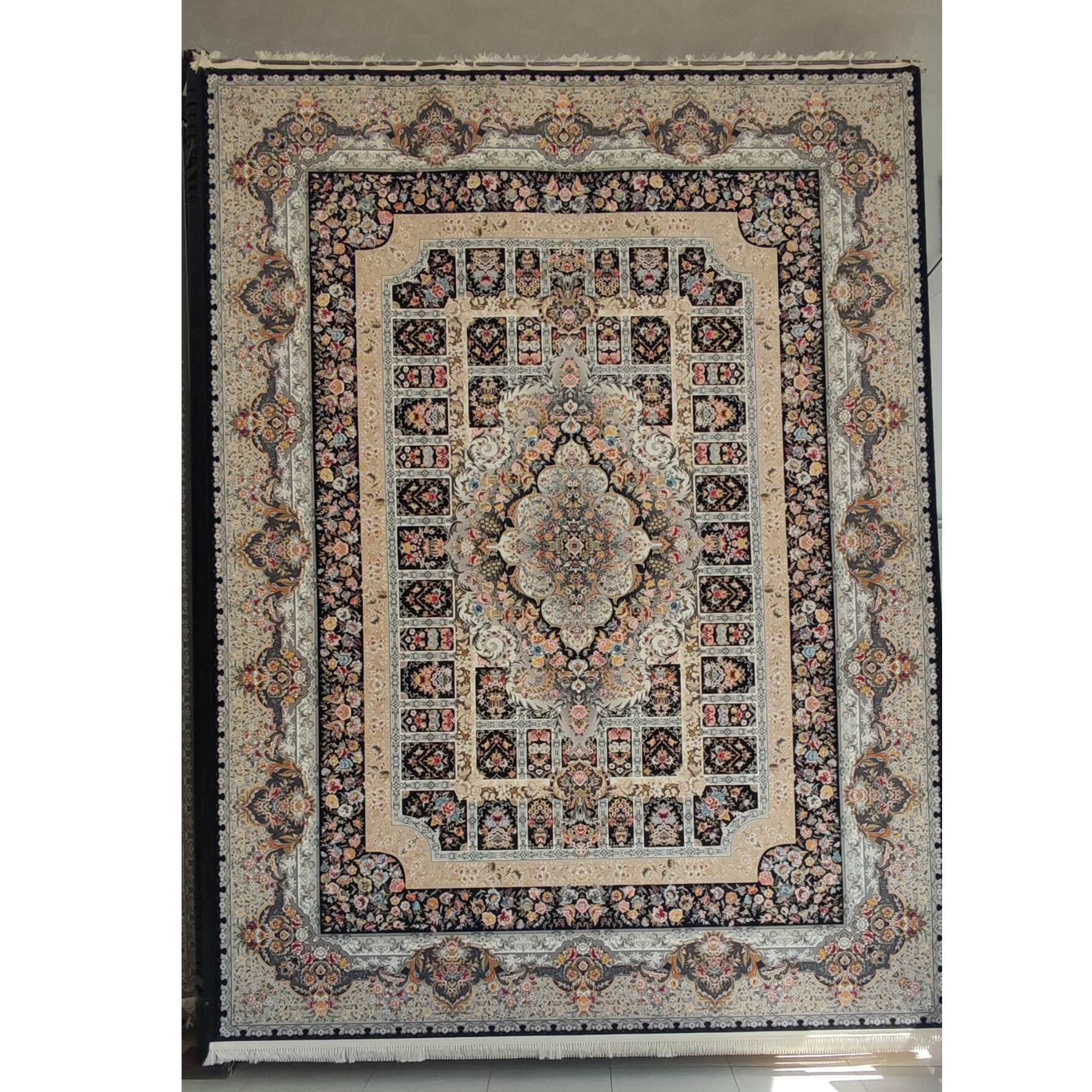 فرش12متری1200شانه3600تراکم دارای36ماه ضمانت نخ اکرولیک هیت ست شده طرح شیما رنگ سرمه ای ده رنگ