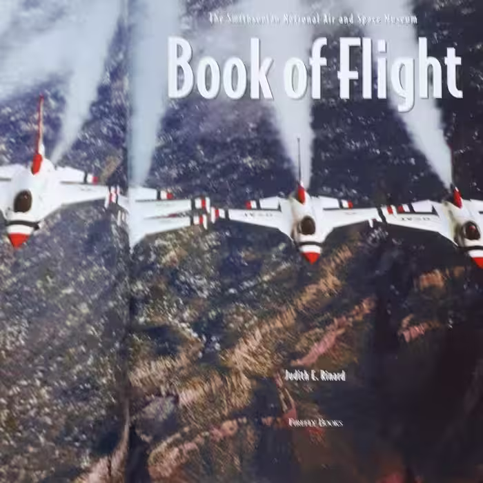 كتاب Book of Flight اثر Judith Rinard انتشارات ‎ Firefly 
