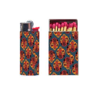 فندک مدل ببر کد 1426 به همراه کبریت